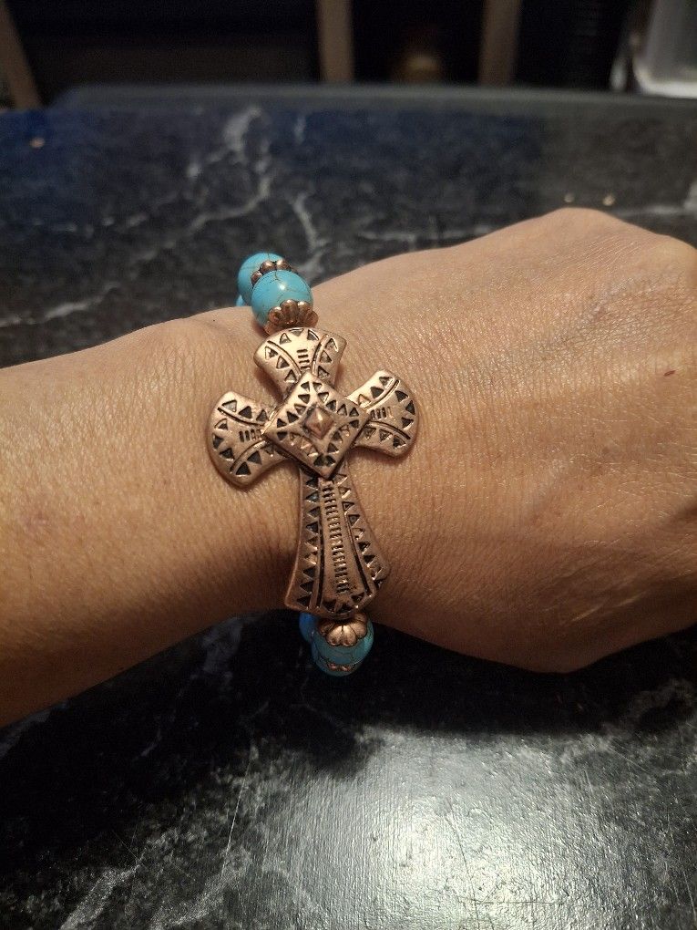 Cross Stretchable beaded Bracelet