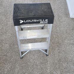 Escalera   $25