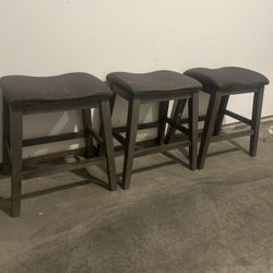 3 Bar Stools 