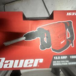 BAUER 12.5 Amp 23 lb. SDS-MAX Type Demolition Hammer