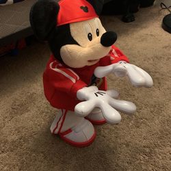 Dancing Hip hop Mickey
