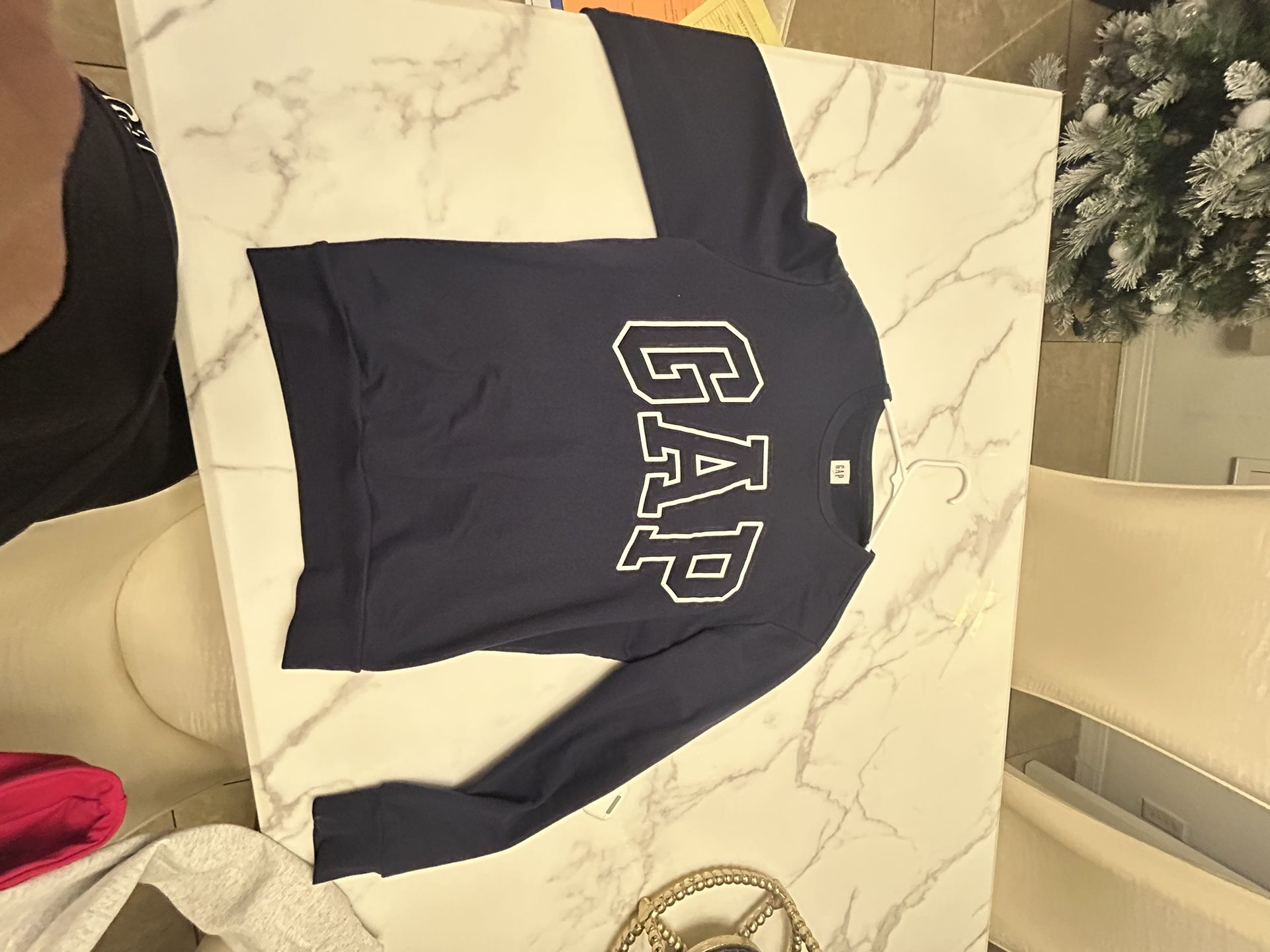 GAP navy Blue Crewneck