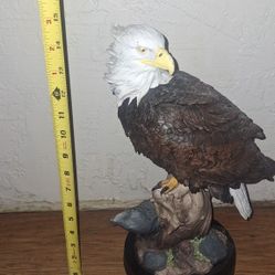 Bald Eagle Statue