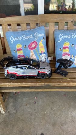 RC Ford Mustang Mach-E