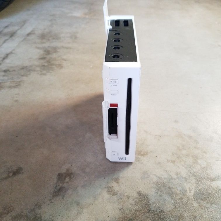 Original NINTENDO Wii Console ONLY
