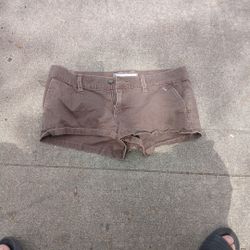 Abercrombie And Fitch 