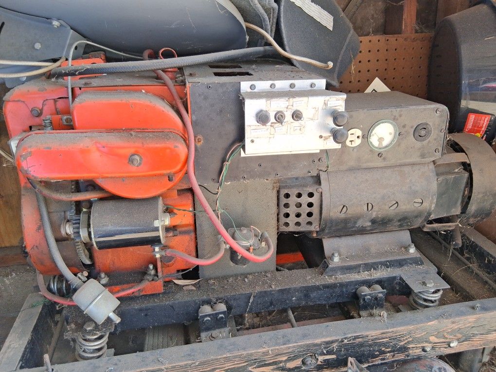 (Generator) Briggs And Stratton