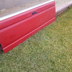92-97 Ford Trucks Tailgate Part