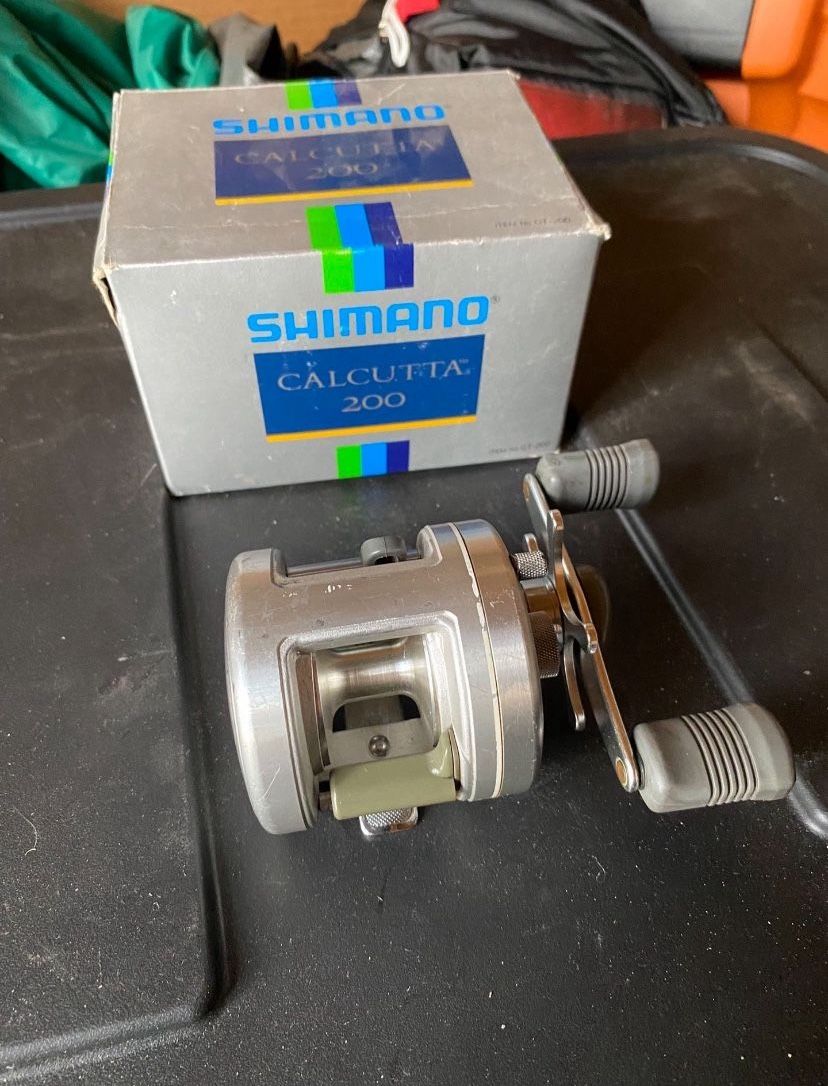 Shimano Calcutta 200