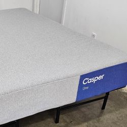 LIKE NEW! Casper One Cal-King Mattress - Delivery Available