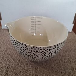 KATE SPADE Ceramic Mixing Bowl with Measuring Marks