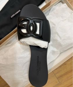 Dolce and gabbana slides