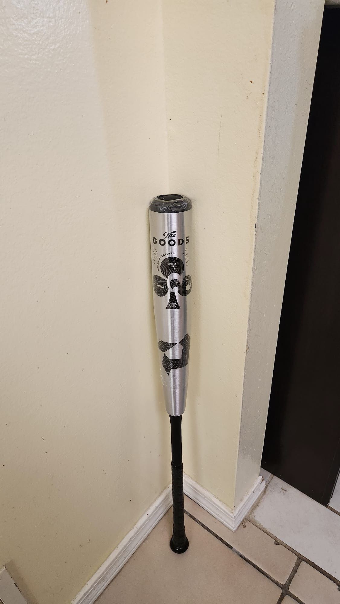 2022 Two Piece Demarini Goods 33/30