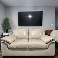Off White Leather Sofa ** Free Delivery**