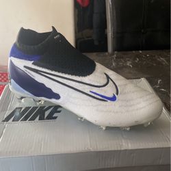 Soccer Shoes 