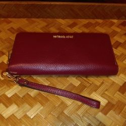 MICHAEL KORS WRISTLET WALLET 