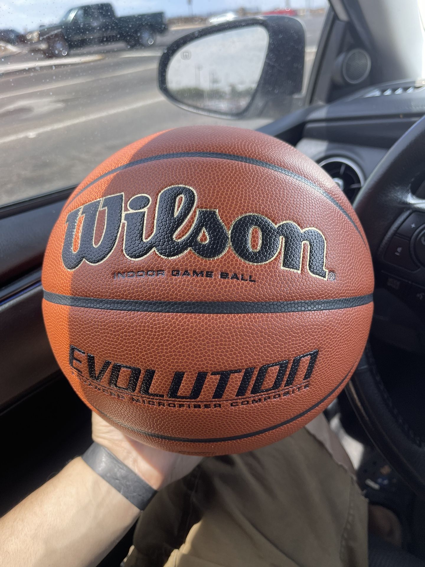 EVOLUTION BASKETBALL