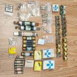 100+ Assorted Fuses