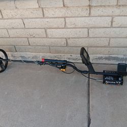 White's Metal Dector With Probe