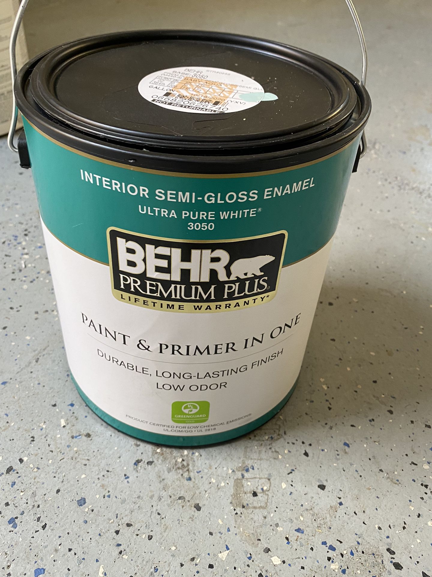 BEHR 1 Gal. Ultra Pure White Semi-Gloss Enamel Low Odor Interior Paint &  Primer
