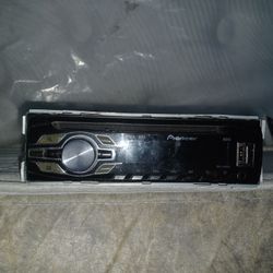 PioneerDEH 2400UB