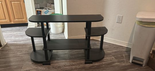 Entertainment center