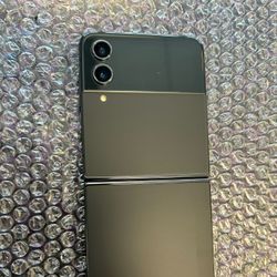 Galaxy Z Flip 4 256Gb Unlocked