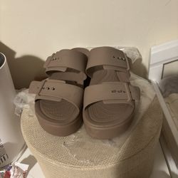 Crocs Platform Beige