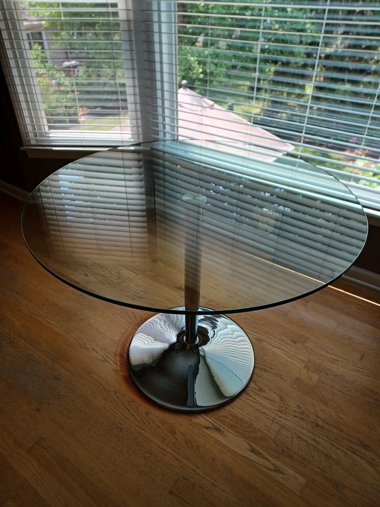 Modern Glass Dinning/office Table With 4 Side Chairs for Sale in