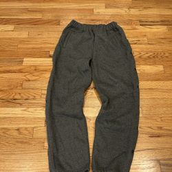 Y2K athletic essential Grey baggy sweatpants Size large  -baggy and Y2K essential -uncuffed sweats -side snaps  #loungewear #baggy #skater #sweats #at