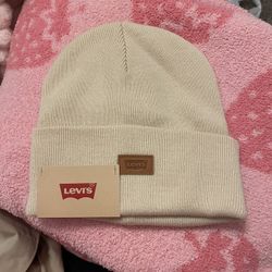 beige levi’s beanie NWT
