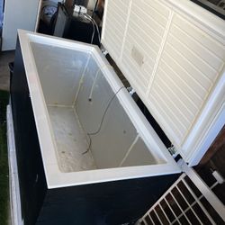 14.0 Cu Ft Deep Chest Freezer Cold Plunge