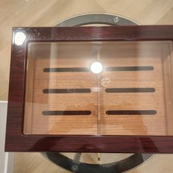 Desk top cherry humidor