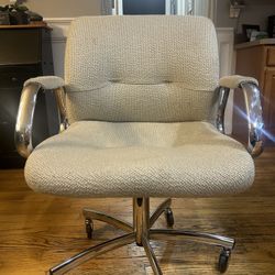 1980s Steelcase Desk Chair 