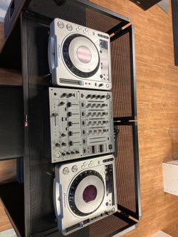 DJ SETUP PIONEER