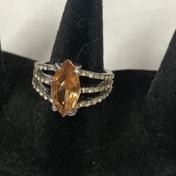 Sterling Silver Plate With Peach Stone, Size 6