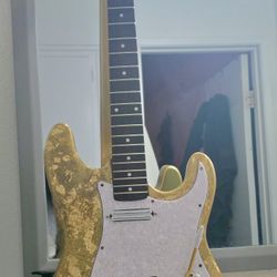 Golf Leaf Stratocaster  Read DISCRIPTION 🚨