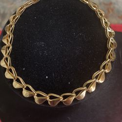 Vintage Avon “Heart To Heart” Gold Tone Bracelet 