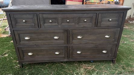 Dark Wood 9-Drawer Dresser & night stand