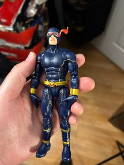 Marvel legends cyclops figure
