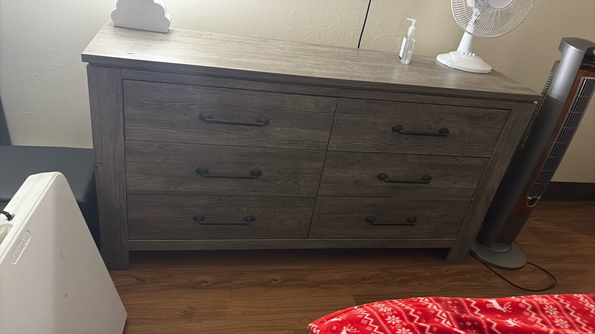 Adrona Dresser 6 Drawer 