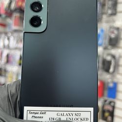 Samsung Galaxy S22 Unlocked 128 gb excellent condition! $ 320