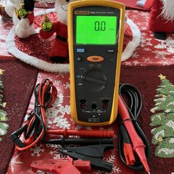 FLUKE 1503 Insulation Tester