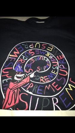 Supreme swirl tee size large 50$