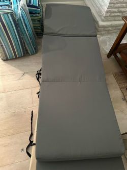 New in box! Chaise Lounge Cushions Outdoor, 80 x 26 x 3 Inch Water-Resistant Fade Resistant Fabric, Furniture Lounge Cushion with Long Ties