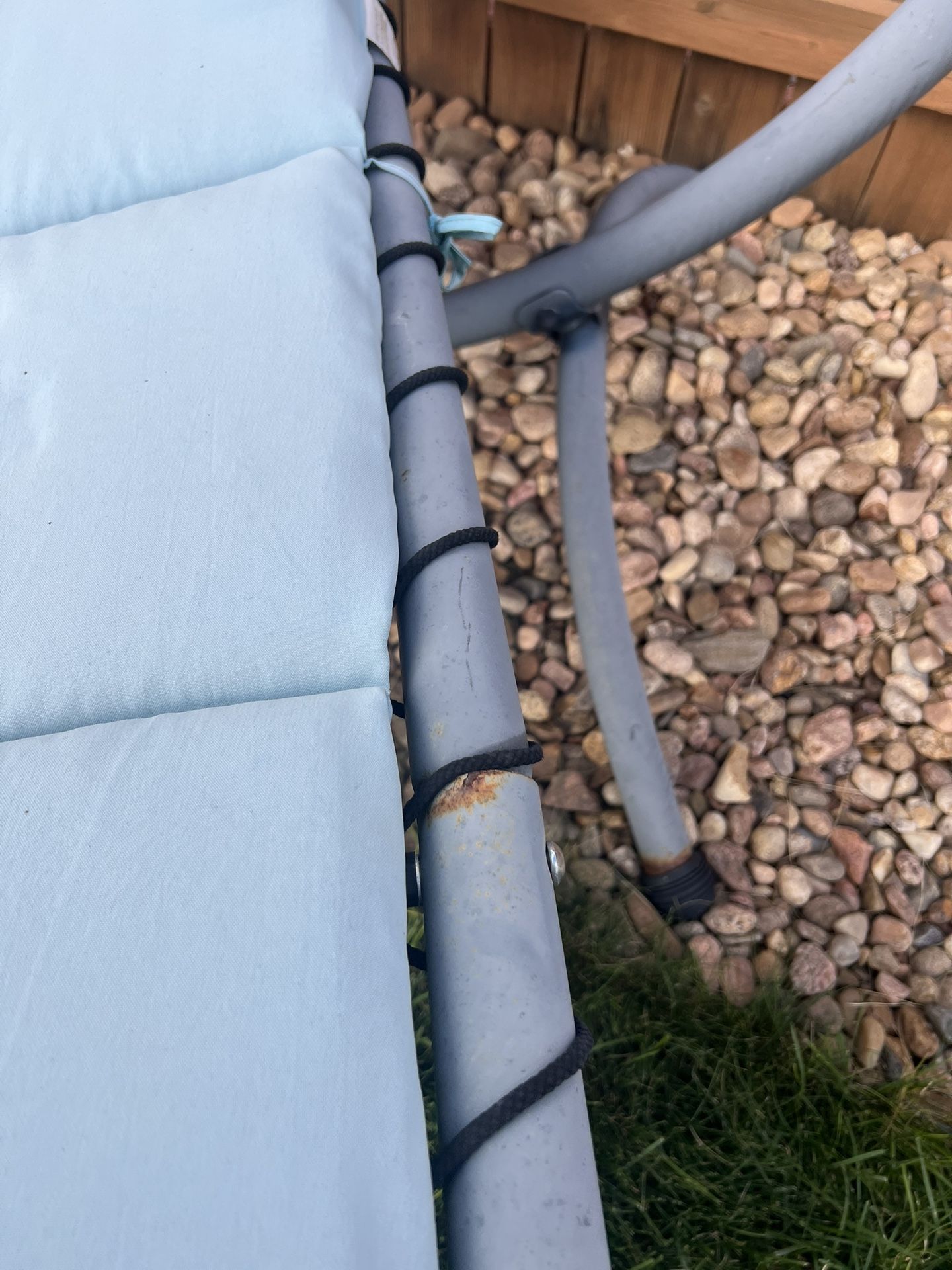 Hanging Hammock Outdoor Hanging Curved Steel Chaise Lounge Chair Swing w/Built in Pillow and Removable Canopy