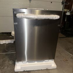 NEW Samsung Fingerprint Resistant Dishwasher