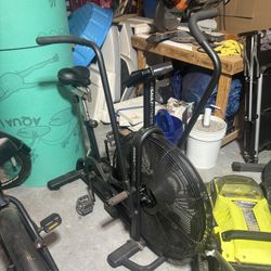 Gently used Assault Bike 🏍️ 