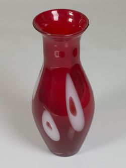 Vase genuine hand blown murano red
