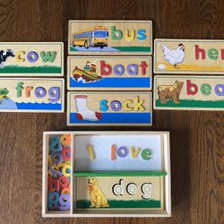 Melissa & Doug See & Spell Wooden Educational Toy 
